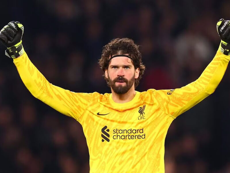 Alisson Becker goleiro